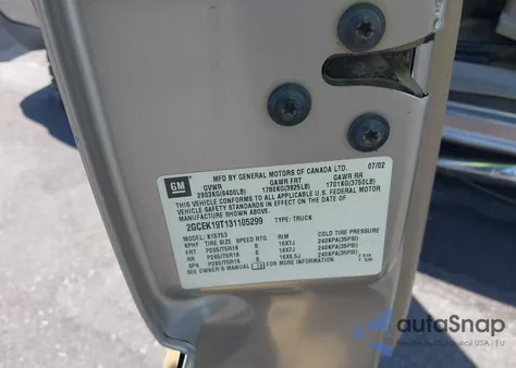 2003 Chevrolet Silverado K1500 z USA, uszkodzony, nr VIN 2GCEK19T131105299